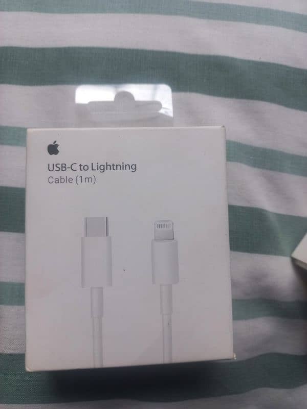 Apple charger new with cable 1