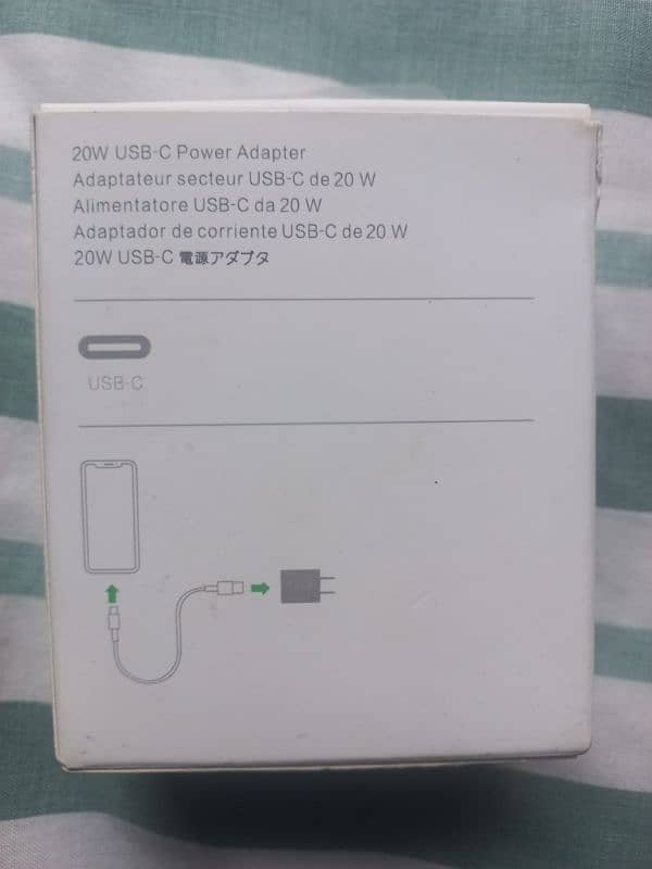 Apple charger new with cable 3