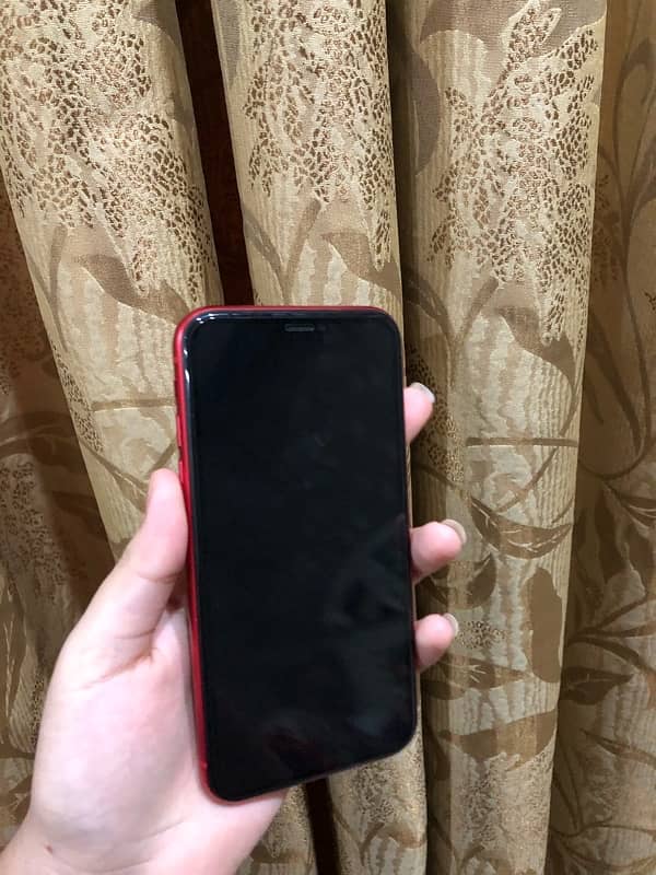 iphone 11 factory unlock 85% just display msg and spit in dark mode 5