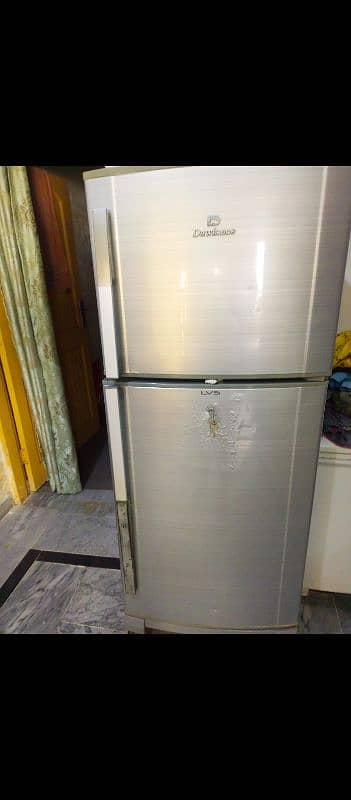 Dawlance fridge  medium size 0