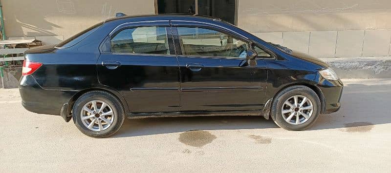 Honda City IDSI 2005 Automatic 11