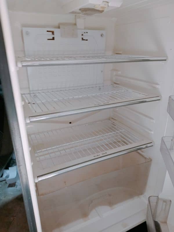 Dawlance fridge 8