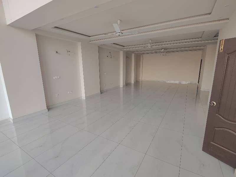 BRAND NEW STRAIGHT HALL FOR YOUR GROWING BUSINESS, M/F WASHROOMS, KITCHEN NEAT N CLEAN FOR RENT 5