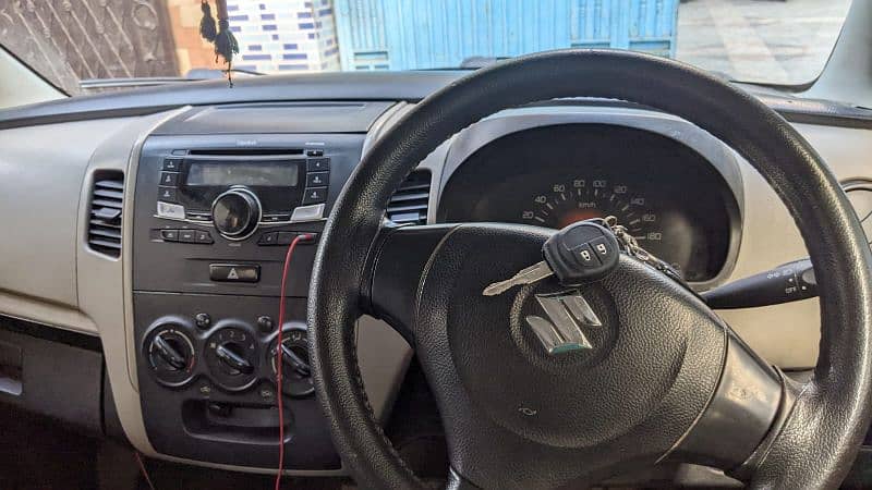 Suzuki Wagon R 2015 in Excellent Condition 4