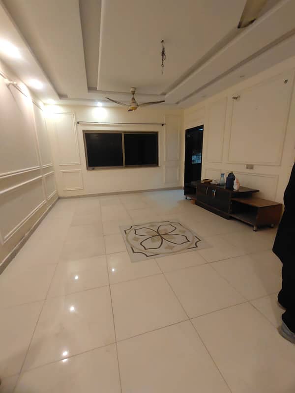 1 KANAL UPPER PORTION AVAILABLE FOR RENT IN VALANCIA HOUSING SOCIETY 0