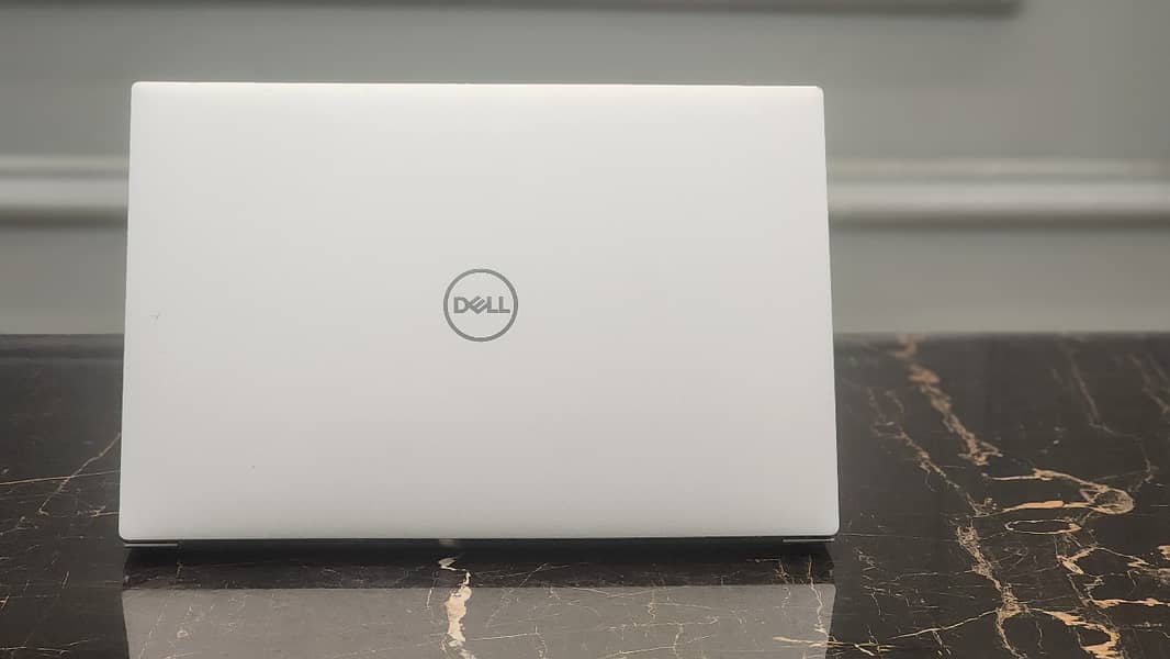 Dell Xps 15 9510 i7 11th Gen 4GB Graphic 512gb Ssd 16gb Ram 2