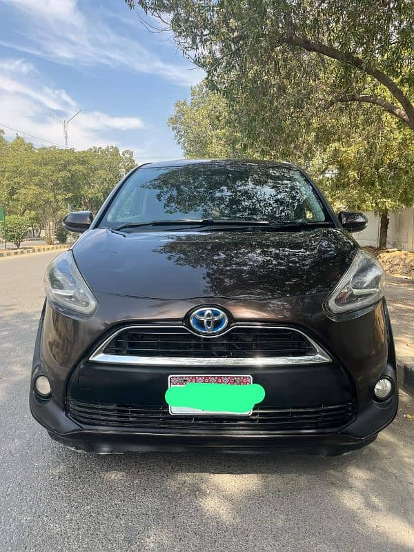 Toyota Sienta Hybrid 2015 Reg 2018 Dual Auto Doors Push Start Own Name 0