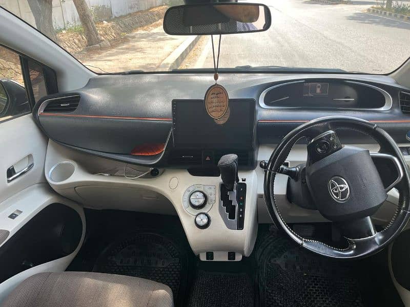 Toyota Sienta Hybrid 2015 Reg 2018 Dual Auto Doors Push Start Own Name 11