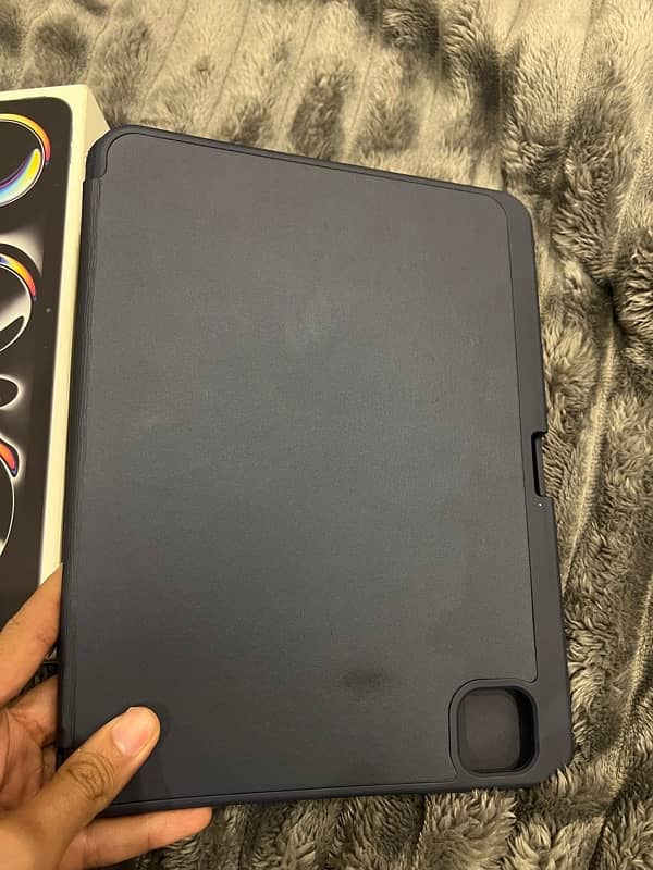 ipad m4 11, 256 gb space grey complete box 7