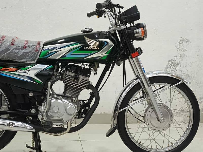 HONDA CG-125 MODEL 2023 5