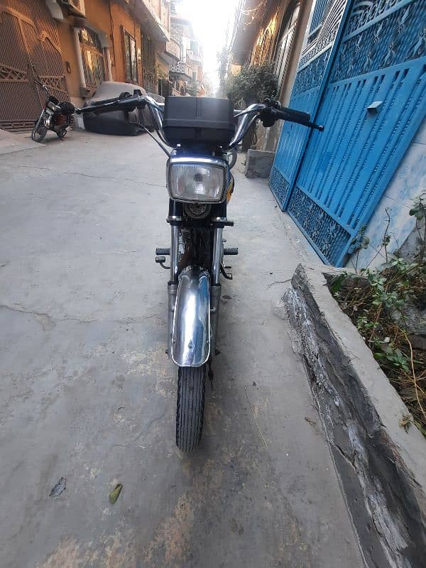 HONDA CG125 FOR SALE IN IN GOOD CONDITION 10