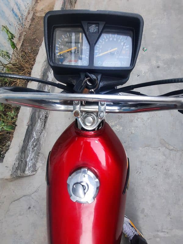 HONDA CG125 FOR SALE IN IN GOOD CONDITION 17