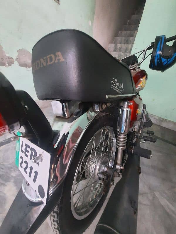 HONDA CG125 FOR SALE IN IN GOOD CONDITION 18