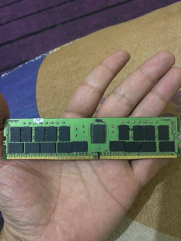 samsug 32 GB DDR4 RAM for server 1