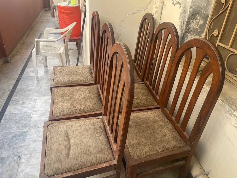 6 Almost brand new dining chairs pure wood 3