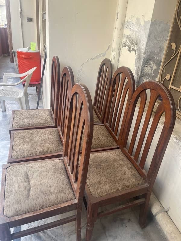 6 Almost brand new dining chairs pure wood 6