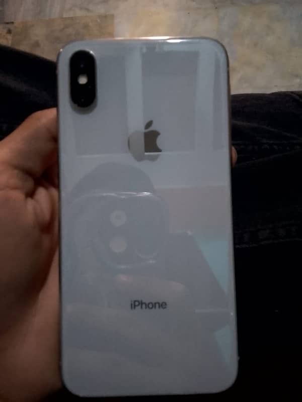 iPhone x  64 gb 10 by 9 1