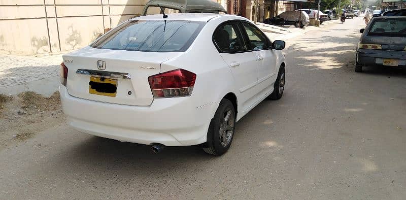 Honda City IVTEC 2009 automatic 3