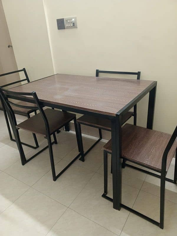 Dining Table 4 seater 1