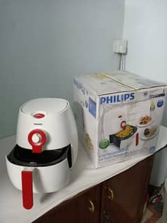 Phillips Air Fryer 10/10 condition price final hai. For Sialkot Only.