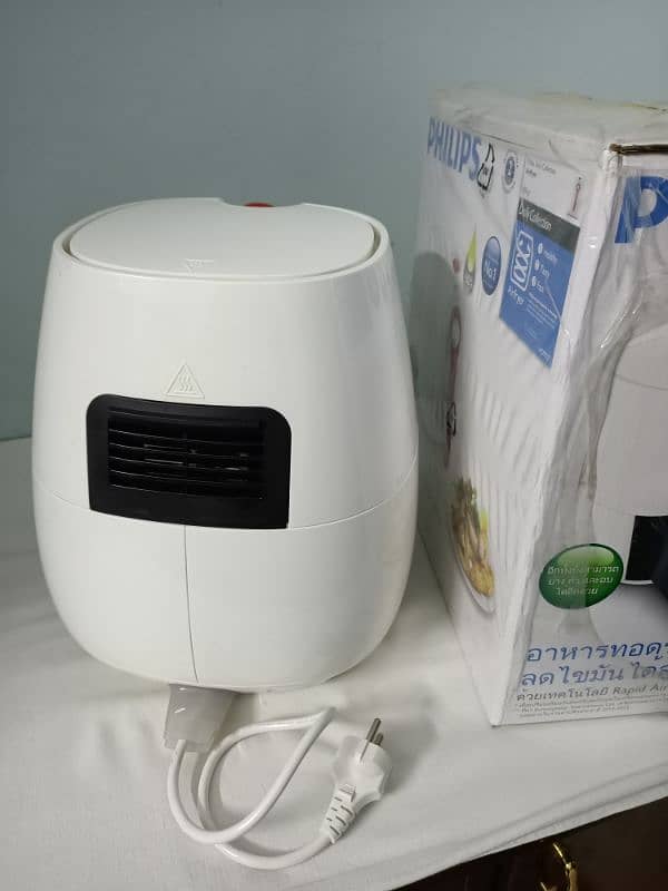 Phillips Air Fryer 10/10 condition for sale 1