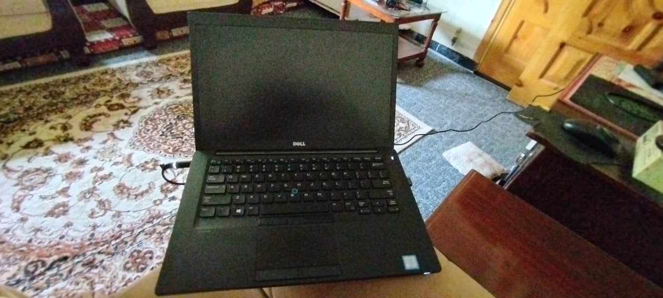 Dell Latitude 7480 FHD Laptop - Core i7 7th Gen 3