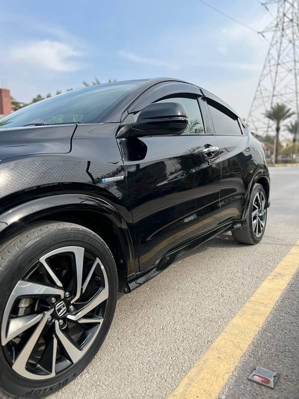 Honda Vezel 2016 9