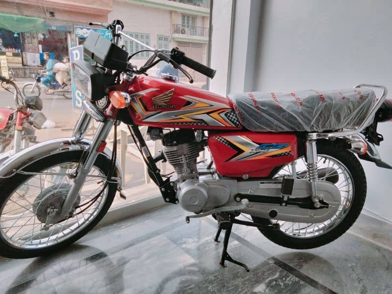 Honda CG125 24/25 30 December Ki registration 2