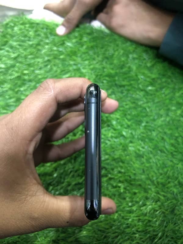 Iphone 11 pro max  (Jv) 64gb 5