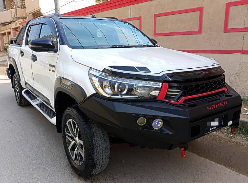 Toyota Hilux Revo model 2018 registered 2019 0