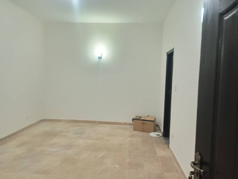 3 Bedroom Open Basement For Rent 1 Canal Demand 125000 Neat And Clean At Prime Location 2