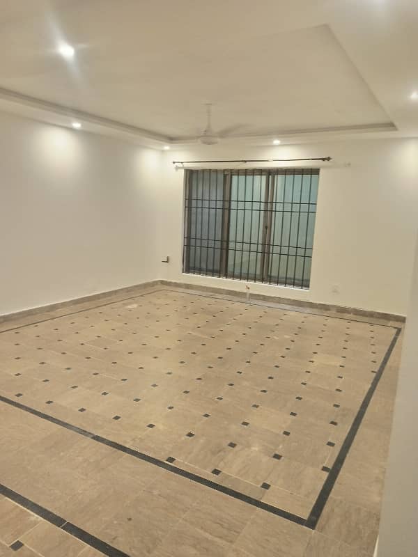 3 Bedroom Open Basement For Rent 1 Canal Demand 125000 Neat And Clean At Prime Location 6