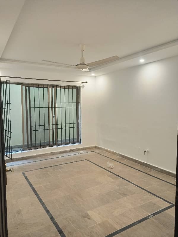 3 Bedroom Open Basement For Rent 1 Canal Demand 125000 Neat And Clean At Prime Location 7