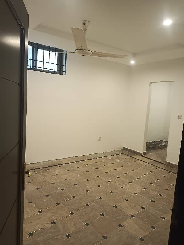 3 Bedroom Open Basement For Rent 1 Canal Demand 125000 Neat And Clean At Prime Location 9