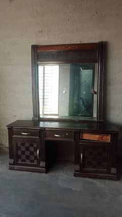 Used wooden dressing table