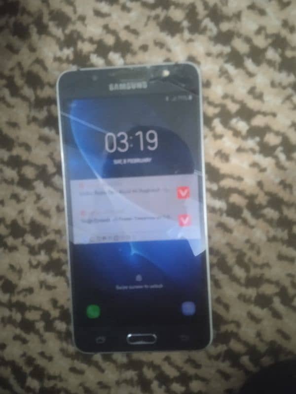 Samsung j5 6 4