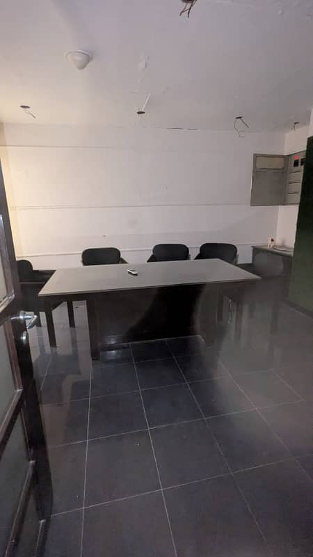 Sami furnished office for rent 2990sqft in shahar e Faisal. 11