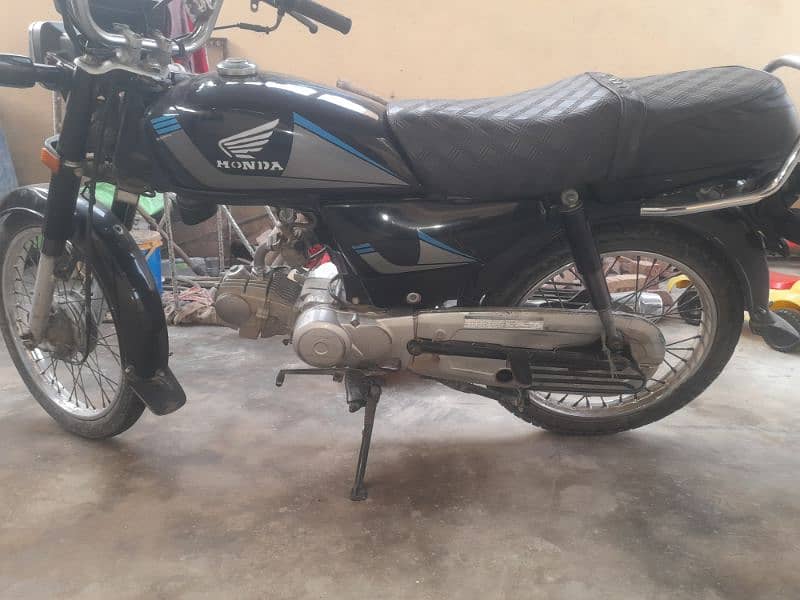 cd 70 bike tando jam hyderabad contact 03158290079 5