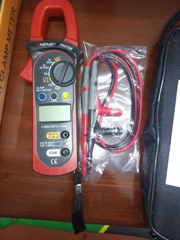 clamp meter and torque rench with sockets 1