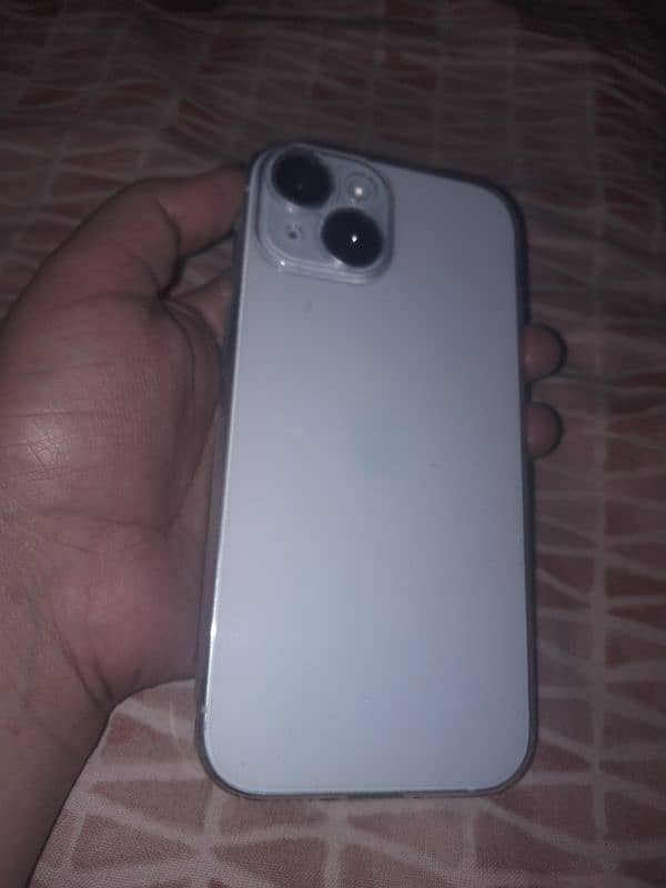 iPhone 15 jv 128gb Blue colour (white ki trah Ka colour h is model Ka) 1