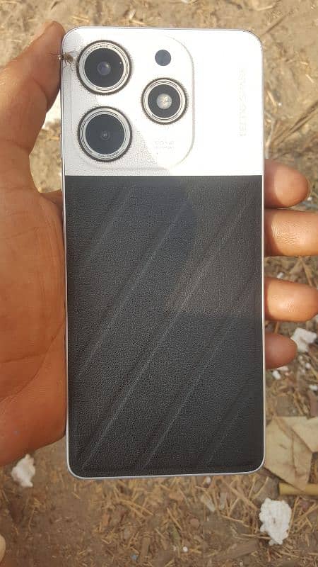 Tecno spark 10 pro 5