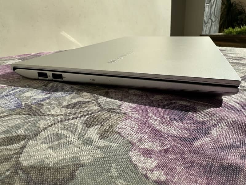 Asus vivobook s15 8