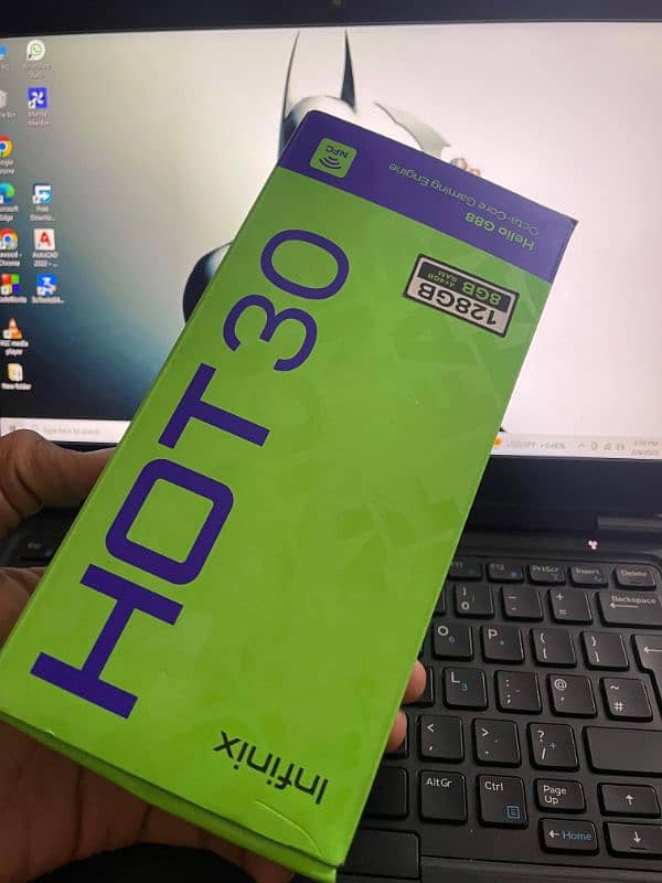 Infinix HOT 30 1