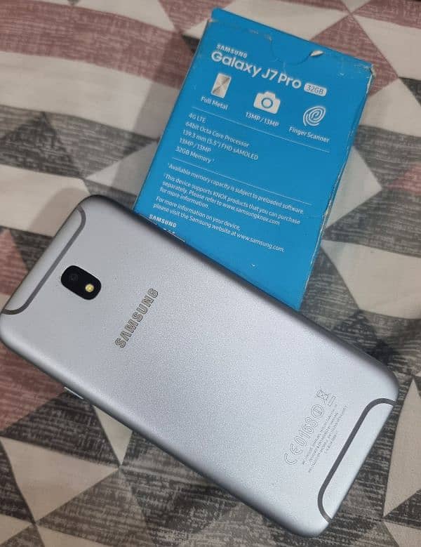 Samsung J7 Pro (3GB/32GB) – Only Rs. 12,000! 1