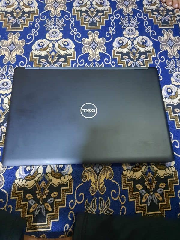 Dell latitude 5590 0