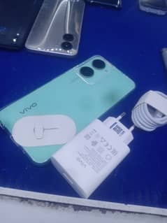 VIVO Y100 8gb 256gb ONLY ACTIVE CHARGER WITH OUT DABA