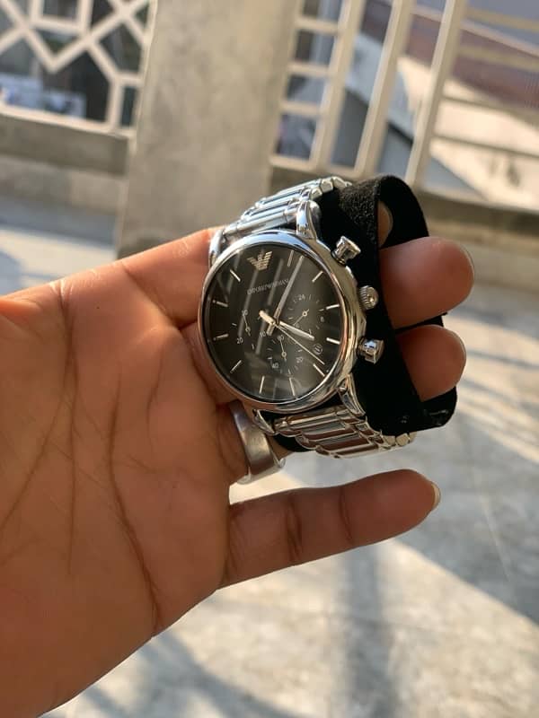 EMPORIO ARMANI WATCH BRANDED ,ORIGINAL WITH GURANTEE 3