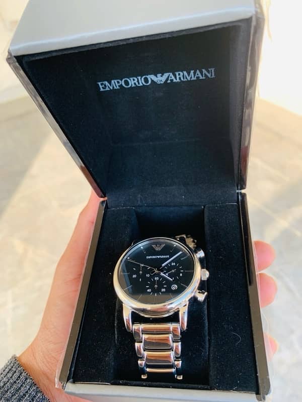 EMPORIO ARMANI WATCH BRANDED ,ORIGINAL WITH GURANTEE 8