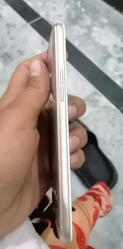 Oppo A57 7