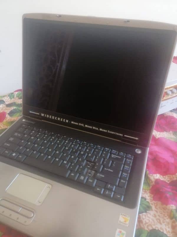 Gateway Laptop 5